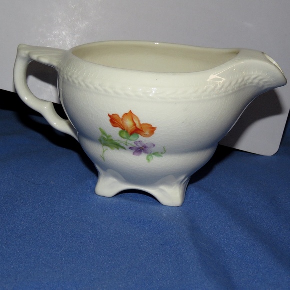 Crown Potteries Co. Creamer Bowl, Numbered 11 39 - Picture 1 of 4